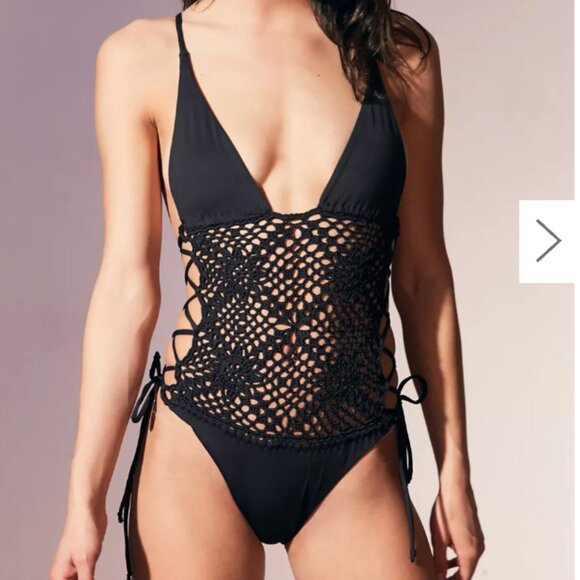 Frankie's Bikinis black Lilah Crocheted One-Piece Swims size‎ medium - Picture 1 of 7
